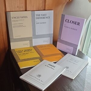 Play Scripts Dramatists Play Service & Samuel French